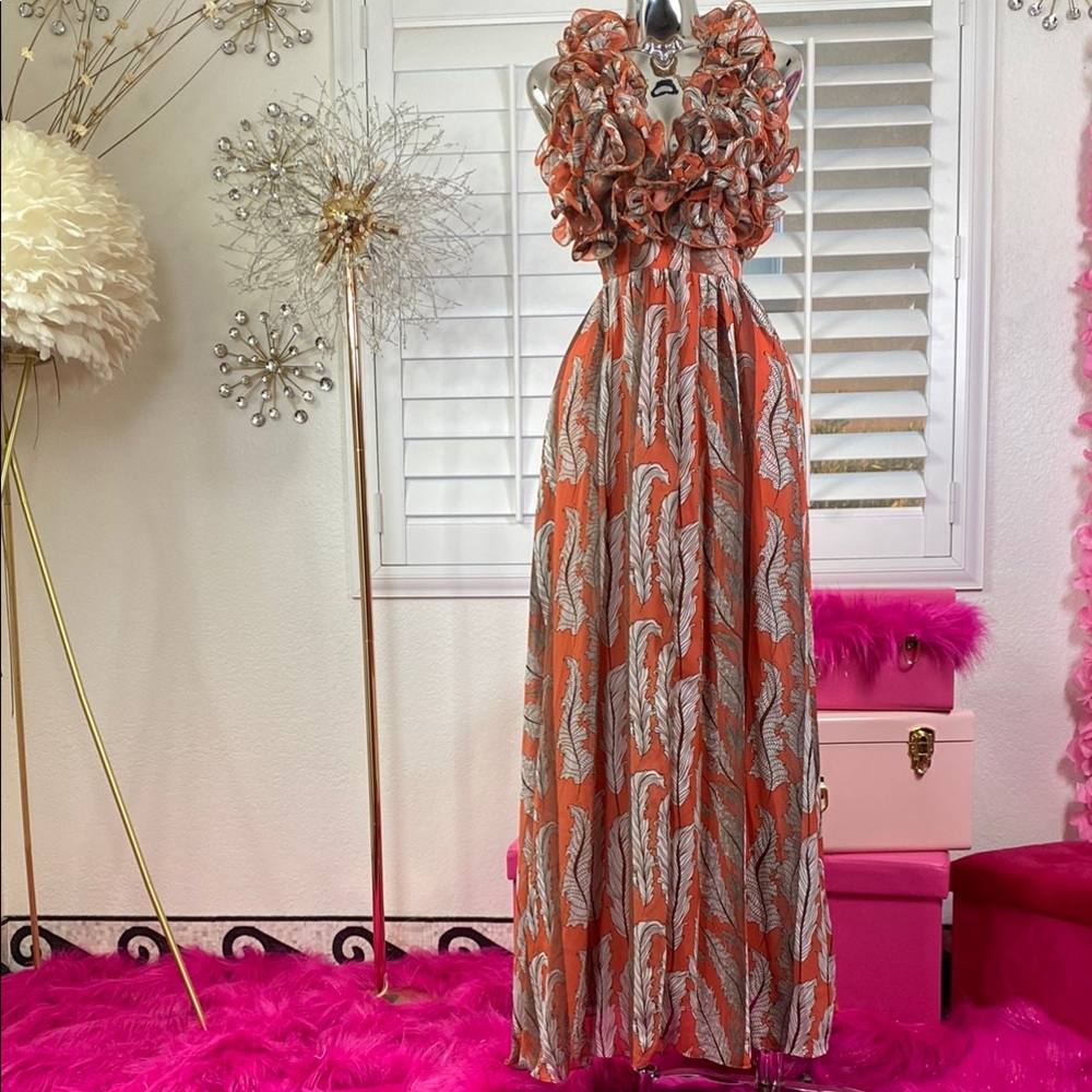 Ruffle Reign Maxi – Bold Boho Elegance”
